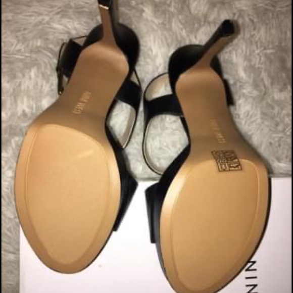 NWT Nine West Leather Heels - Picture 5 of 6